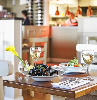 Coast Bar