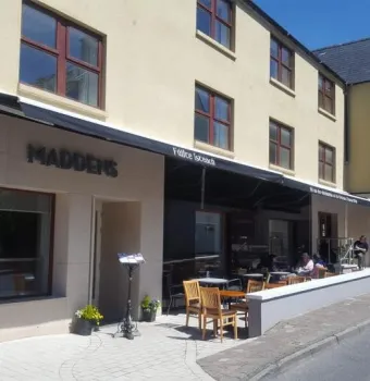 Maddens Bar & Restaurant